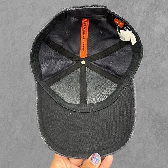 Nike San Francisco Giants Legacy 9 Strap Back Hat - Picture 6 of 10